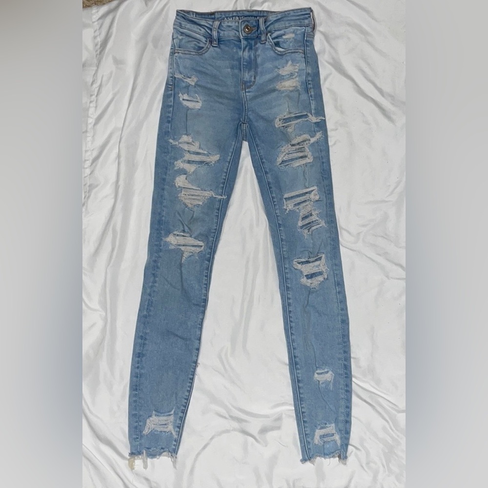 American Eagle Ripped High Waisted Jegging Size 2